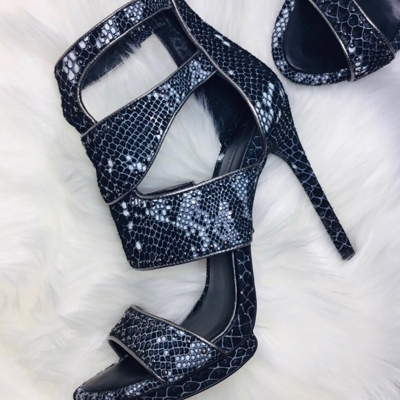 BCBG python caged gladiator heel - Picture 2 of 8